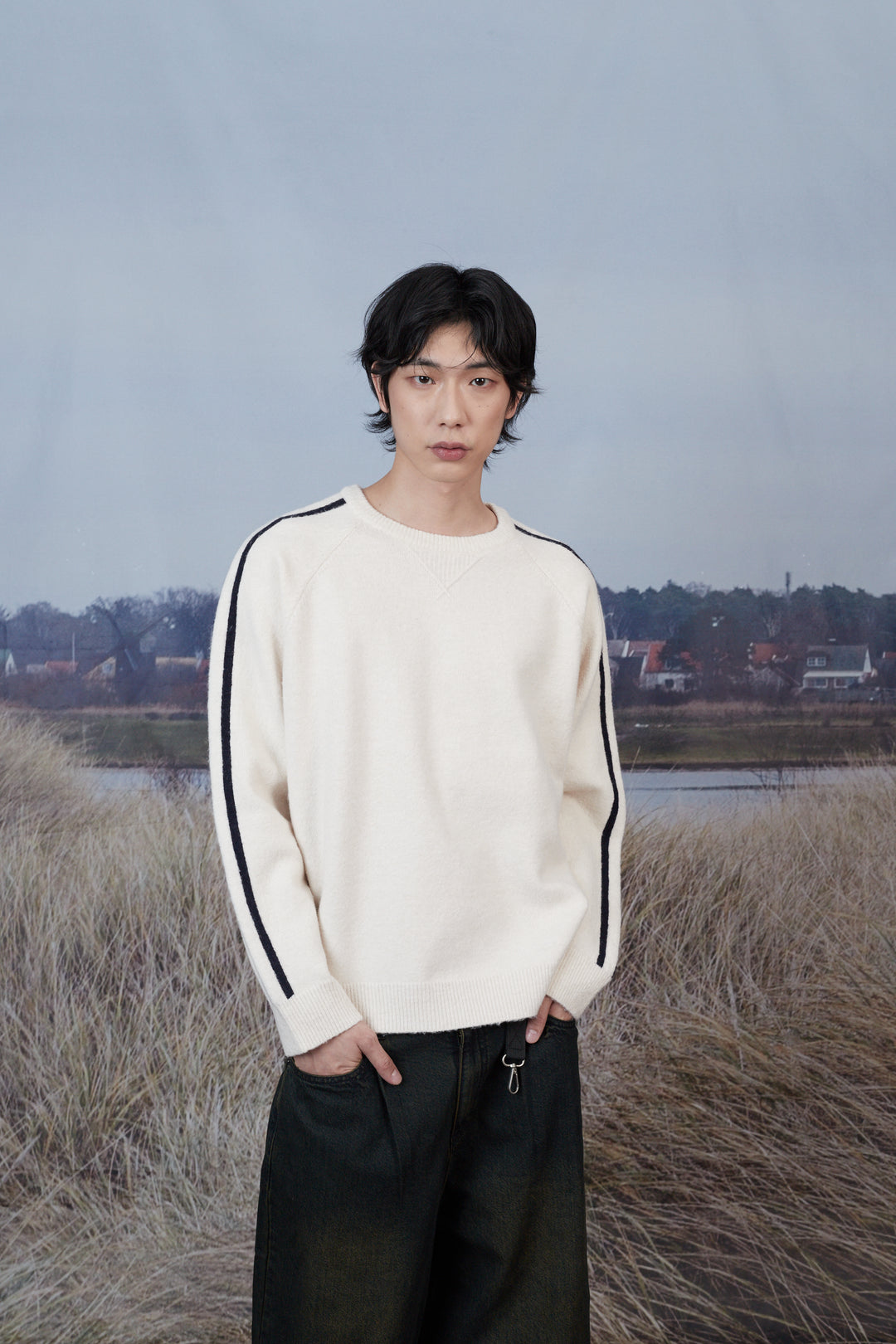 Track Round Knit Sweatshirt - IVORY